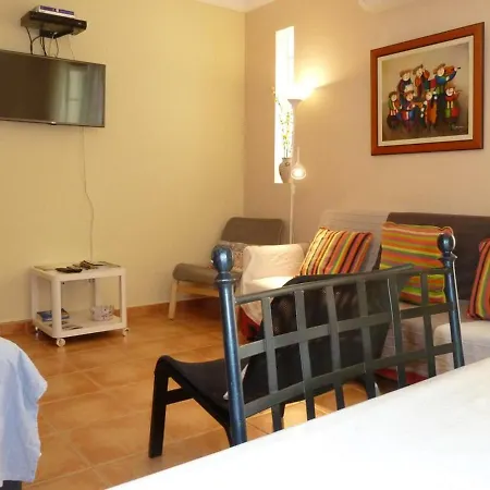 Charming House In Nova De Cacela With Garden Holiday home Vila Nova de Cacela