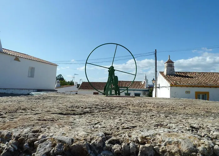 Hébergement de vacances Charming House In Nova De Cacela With Garden