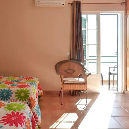 Charming House In Nova De Cacela With Garden *