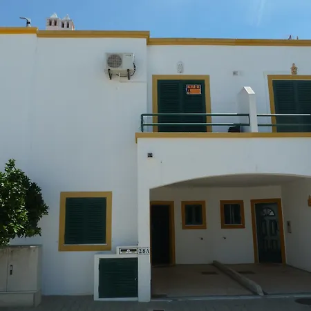 Ferienhaus Charming House In Nova De Cacela With Garden Vila Nova de Cacela